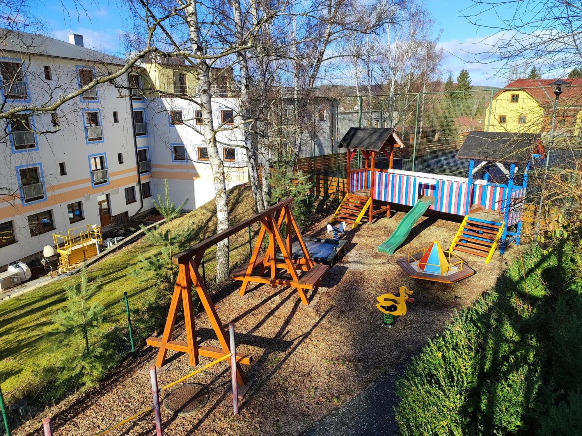 Chaty Kolodeje - Ubytovani U Reky V Soukromem Arealu-Orange Kolodeje nad Luznici Zewnętrze zdjęcie